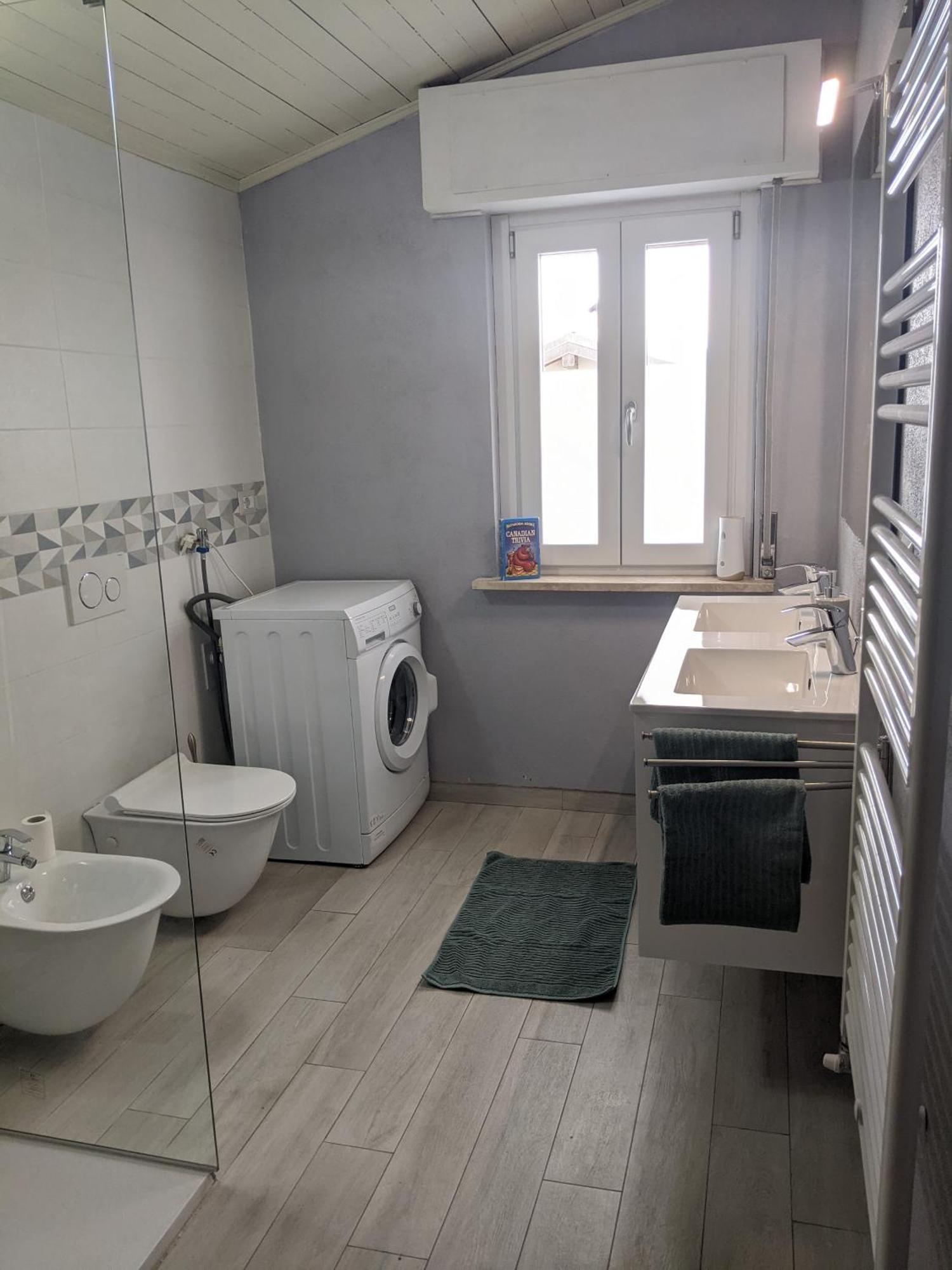 Lago Maggiore - Loft Apartment Ispra Ngoại thất bức ảnh